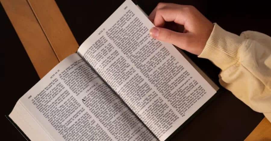 Origem da palavra moleque na Bíblia